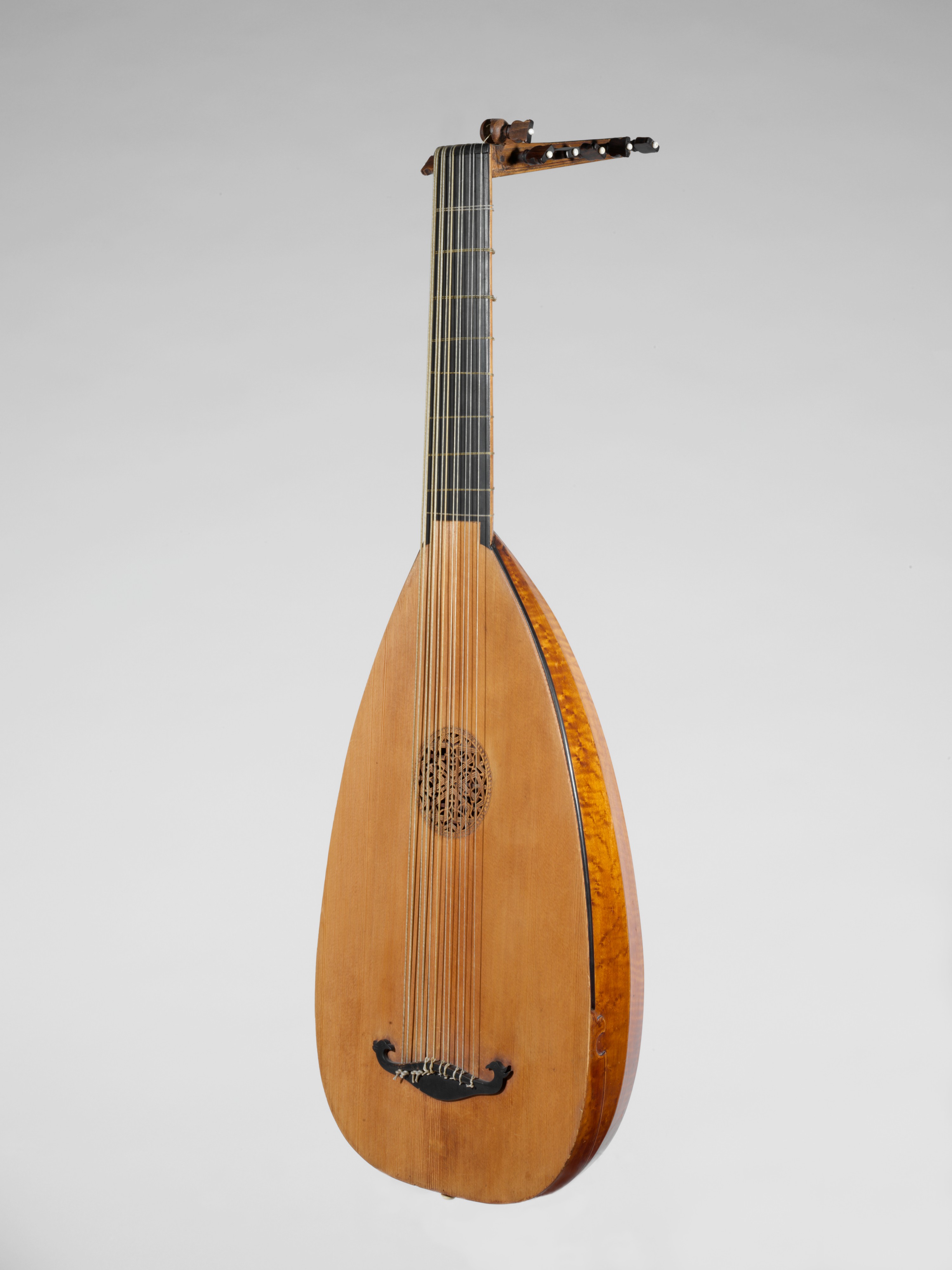 Mandore (instrument) - Wikipedia