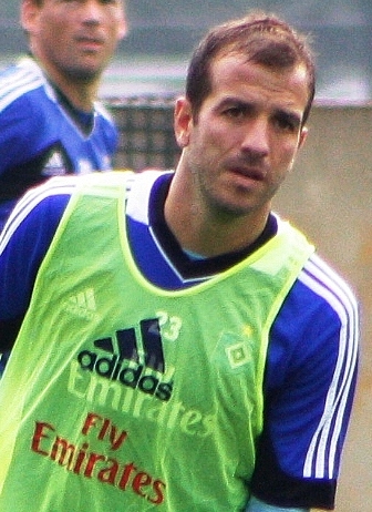 File:Rafael van der Vaart 2013 (1).jpg