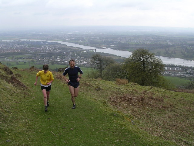 File:Track up Kilpatrick Hills overlooking Erskine Bridge - geograph.org.uk - 161173.jpg