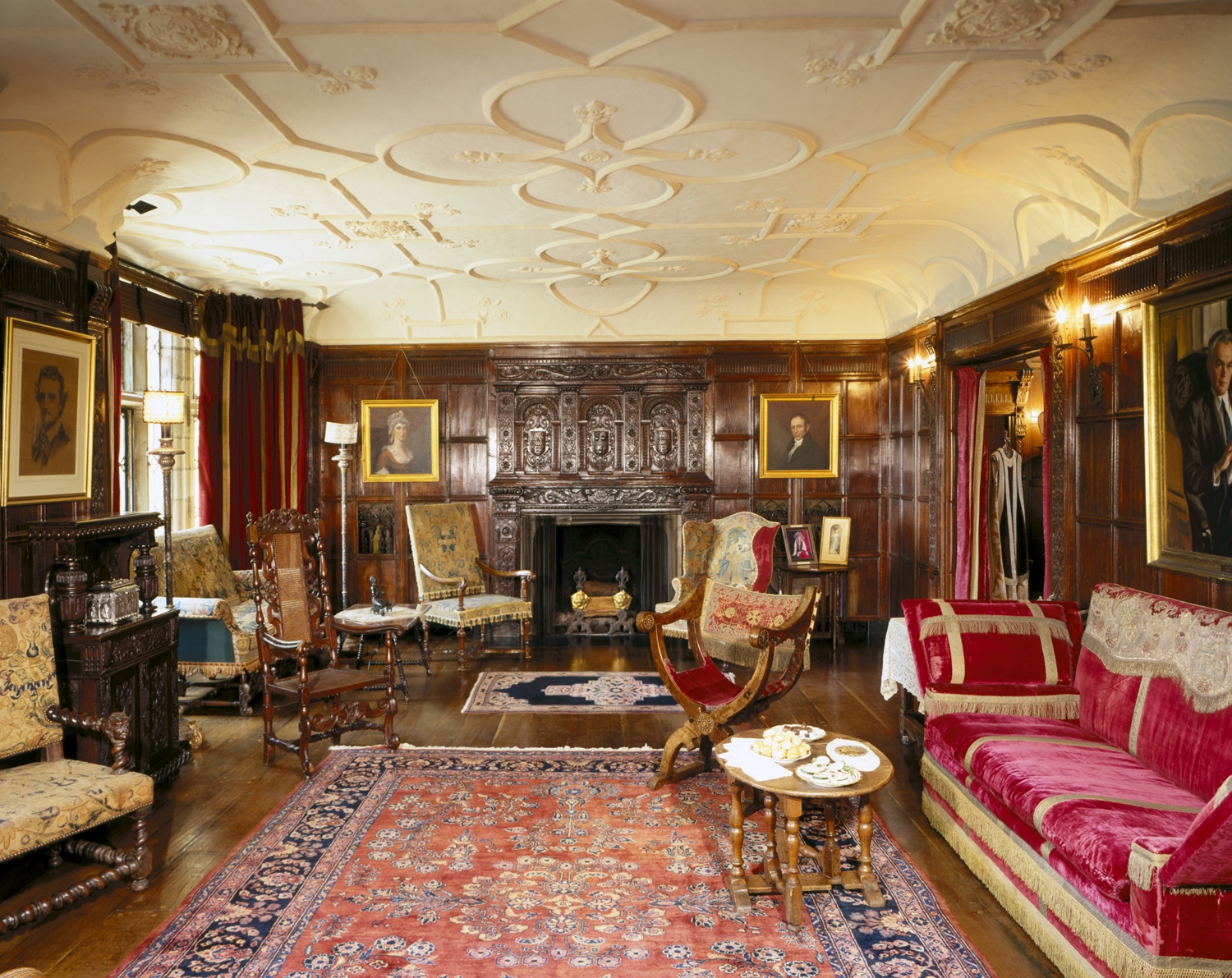 Drawing room - Wikipedia