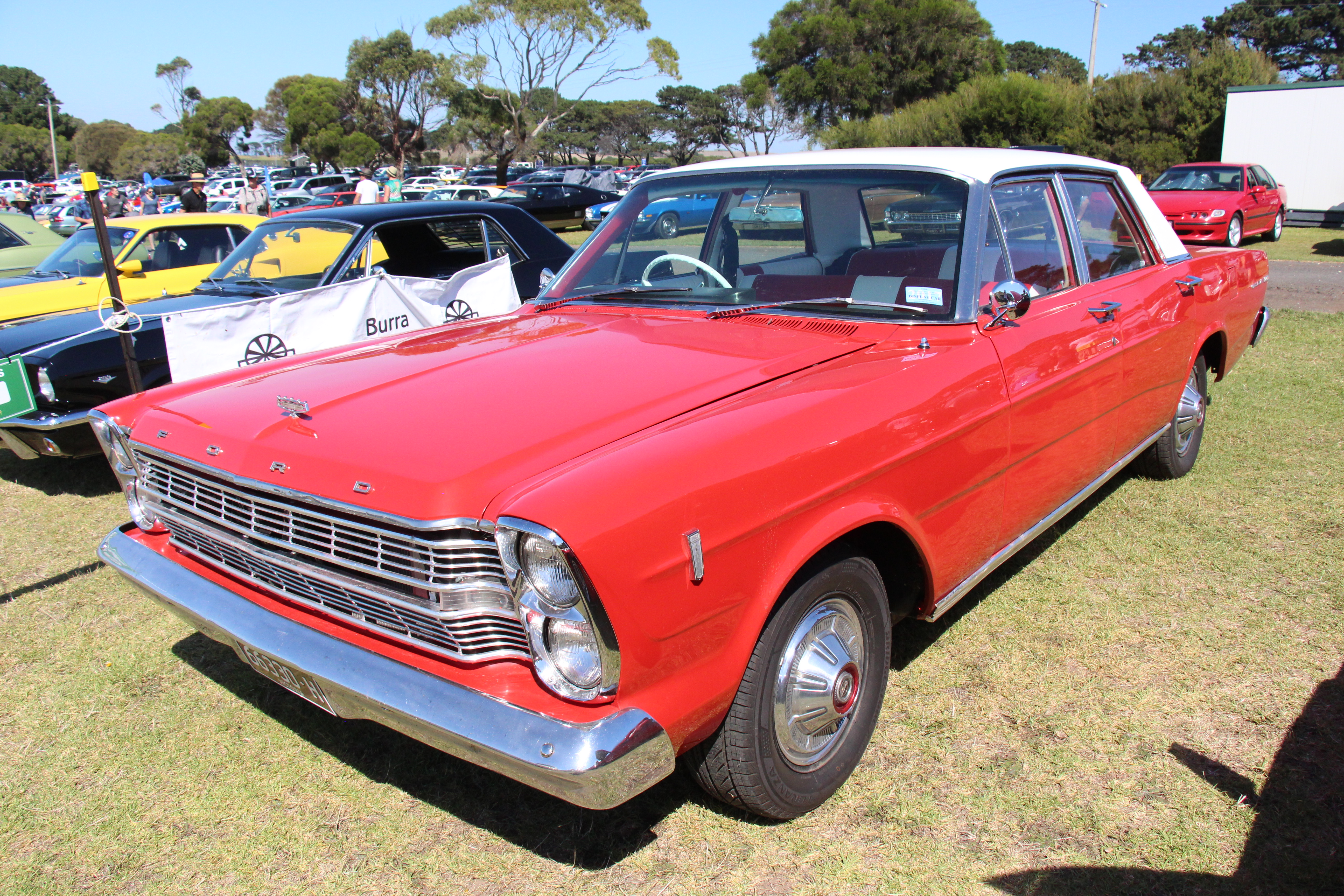 File:1966 Ford Custom Sedan (33450738871).jpg - Wikipedia