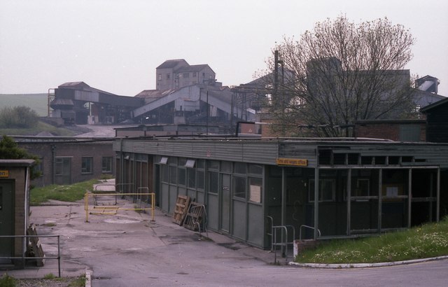 File:Arkwright - Colliery wages office - geograph.org.uk - 1152822.jpg