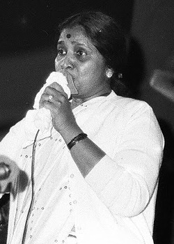 File:Asha Bhosle 1981.jpg