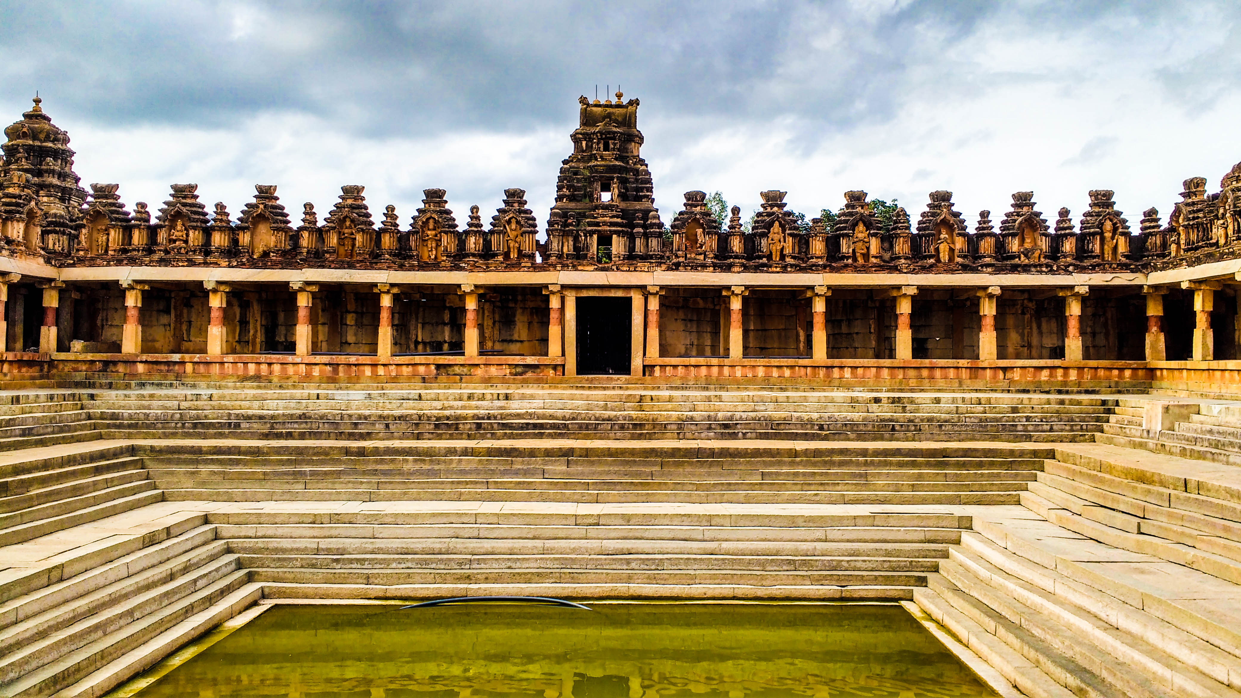 File:Bhoganandishwara temple, Nandi hills 121.jpg - Wikimedia Commons