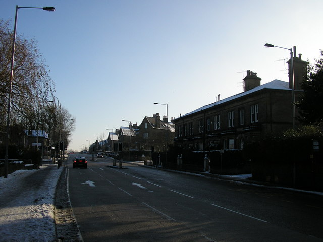 File:Bingley Road, Saltaire on Christmas Day - geograph.org.uk - 1634739.jpg