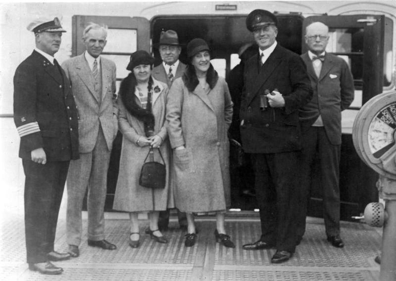 Bundesarchiv Bild 102-10400, Henry Ford in Deutschland.jpg