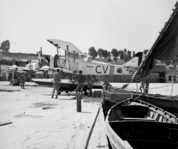 File:Captured Breda Ba.25 at Augusta 1943.jpg - Wikimedia ...