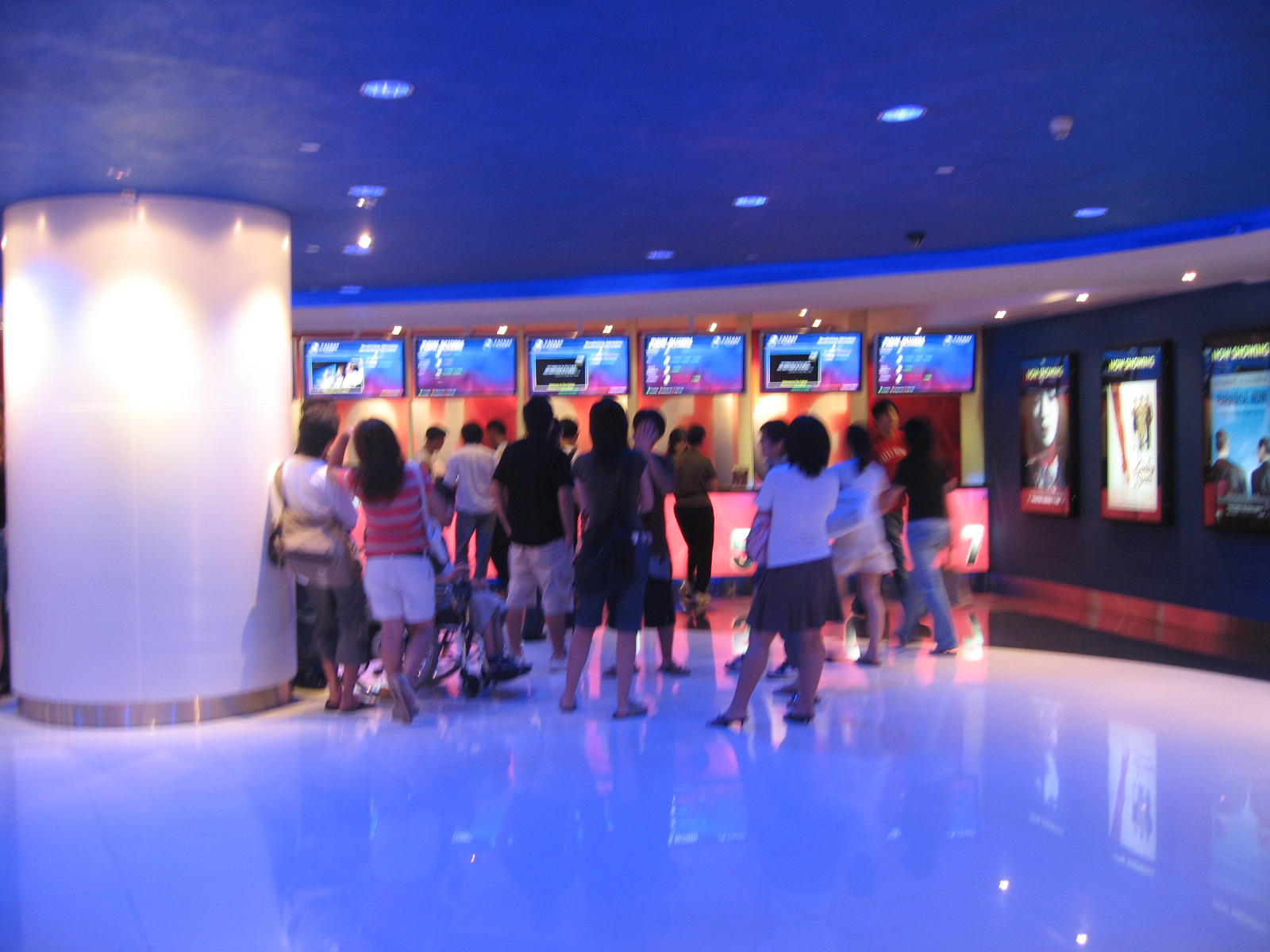 cathay cineplex city square