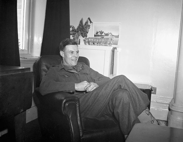 File:CecilMerritt1945.jpg