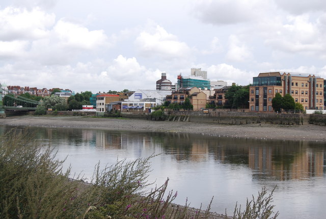 File:Chancellor Wharf - geograph.org.uk - 2109039.jpg