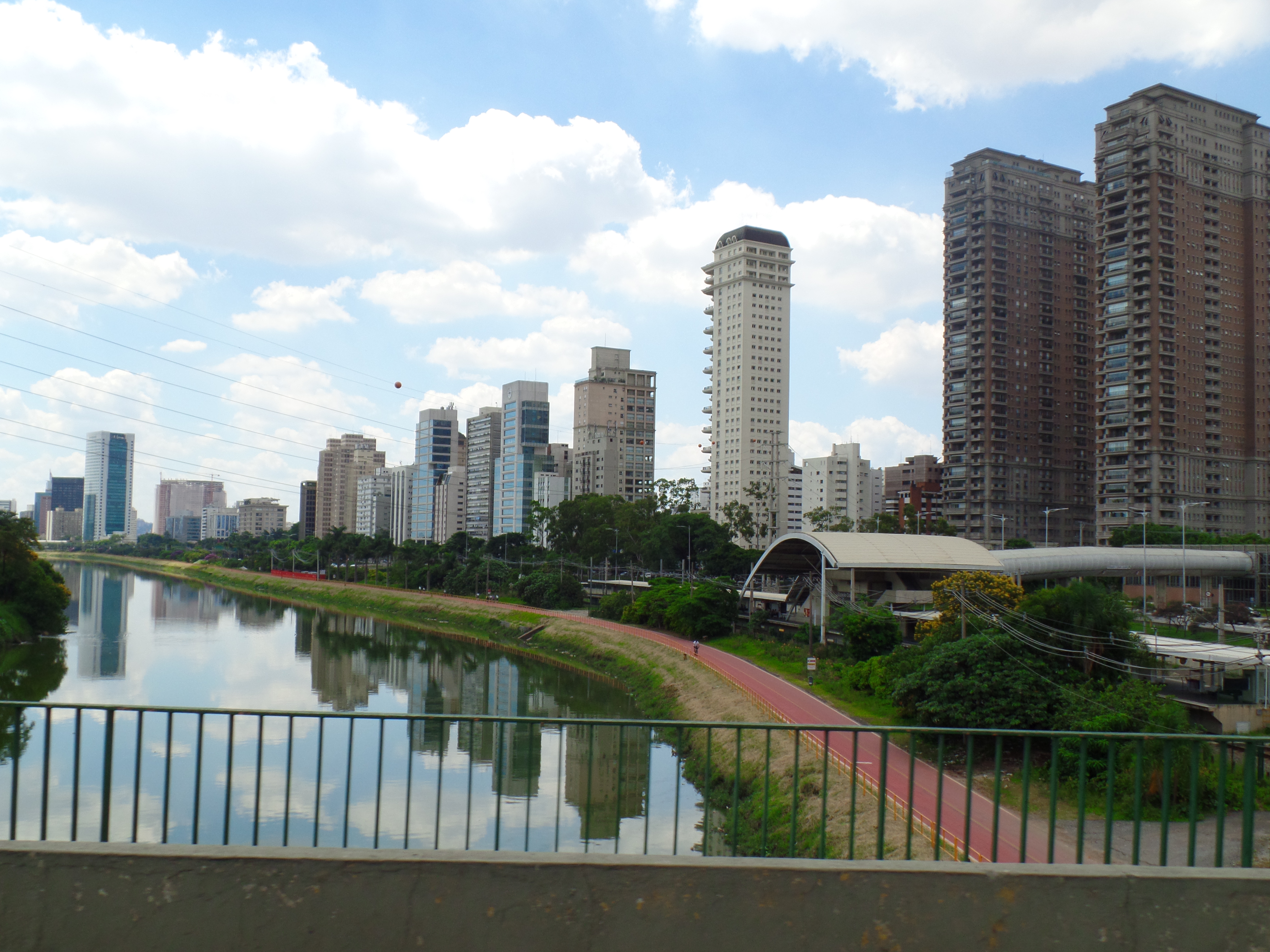 File:Cidade Jardim, São Paulo, Brasil - panoramio.jpg - Wikipedia