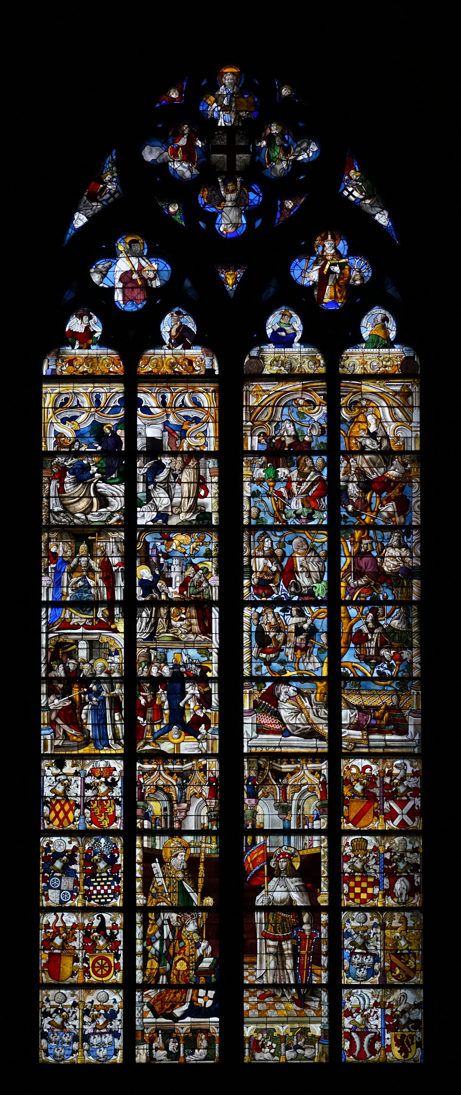 Datei Cologne Cathedral Window Interior View 2 Jpg