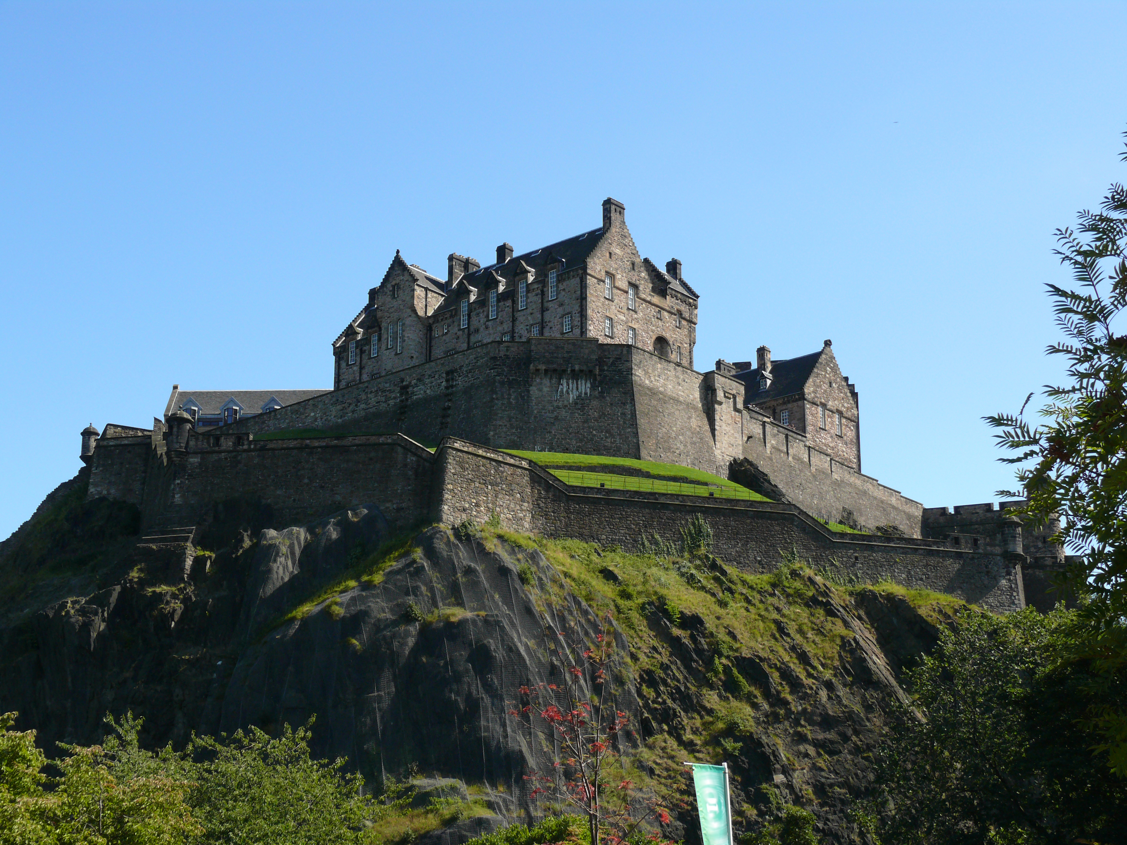 File:Edinburgh Castle 17.jpg - Wikipedia
