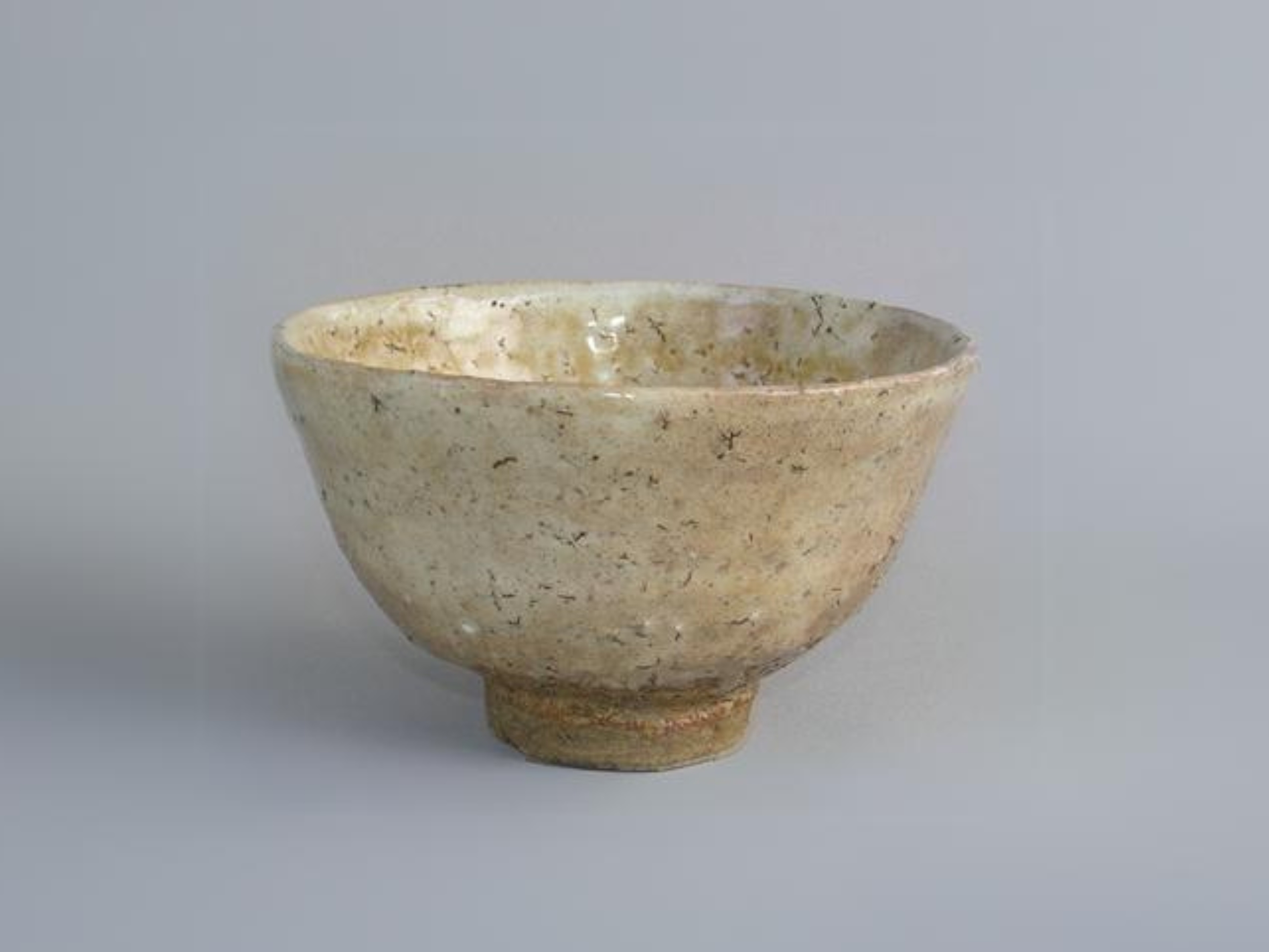 File:Hagi Ido teskål - chawan. Tamamura Shogetsu.jpg