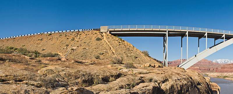 File:Hite Crossing Bridge HWY95 view2 MC crop.jpg