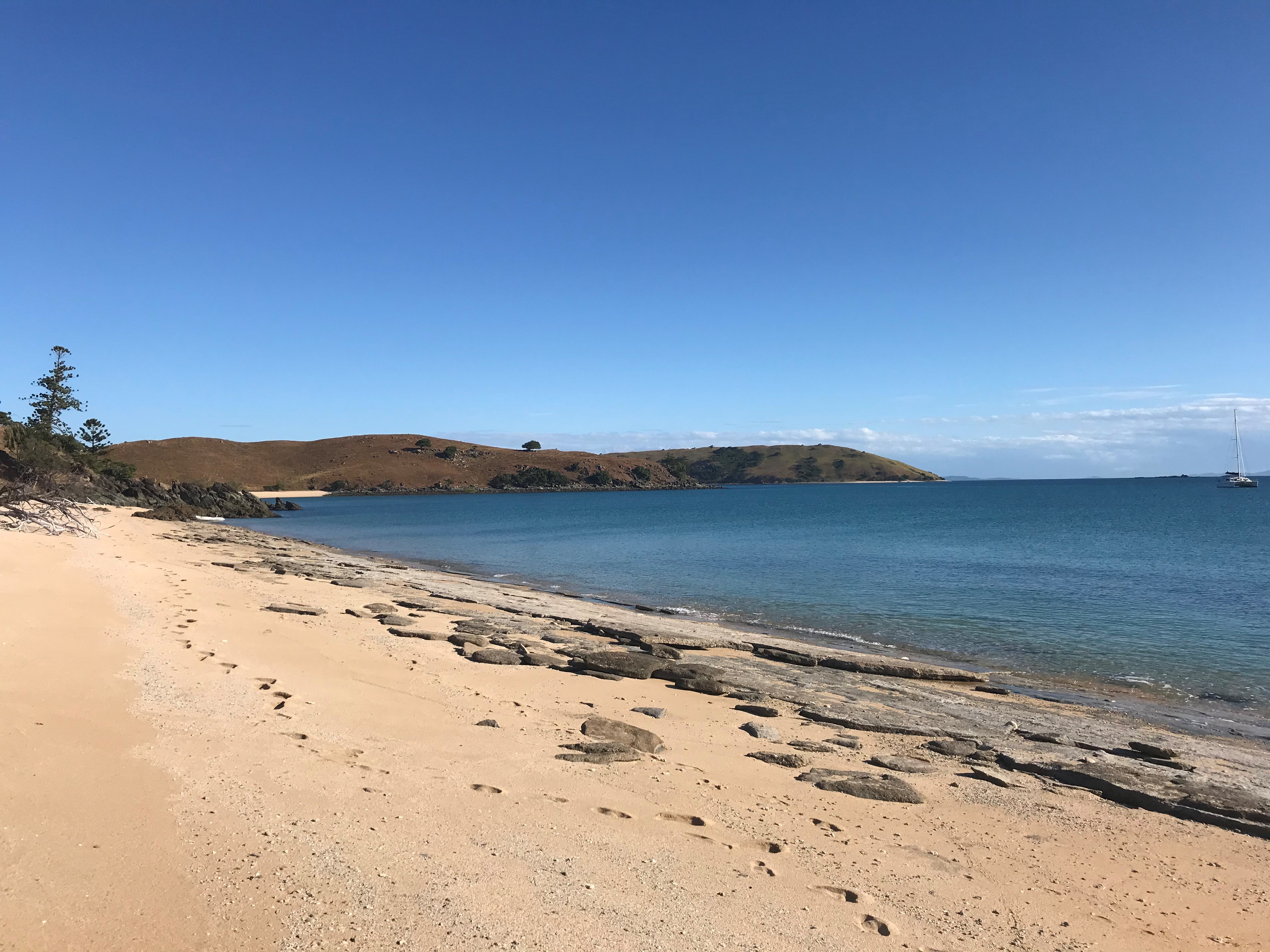 Hunter islands. Остров Дьюк-оф-Йорк. Остров Дьюк. Нортумберлендский дом остров бичи.