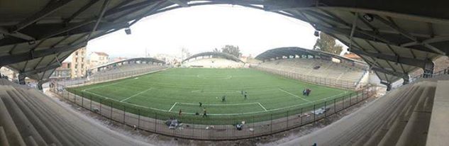 File:Le stade Ramadan Ben-Abdelmalek en 2014.jpg