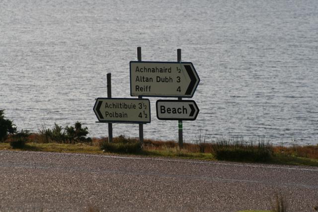 File:Local Signposts at Achiltibuie Junction - geograph.org.uk - 305635.jpg