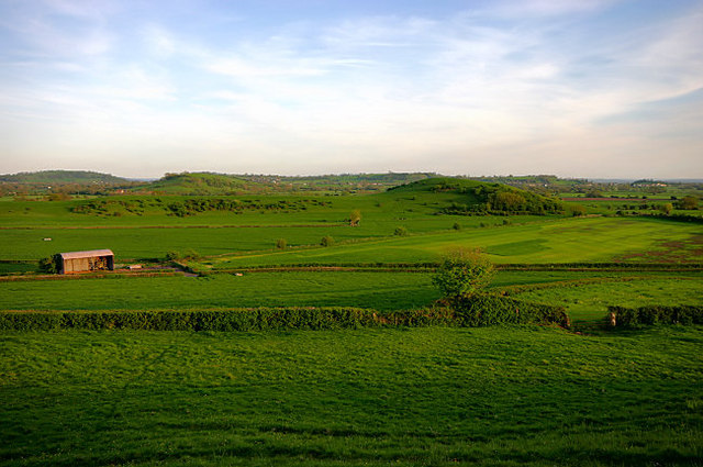 File:Looking South from Lodge Hill - geograph.org.uk - 288693.jpg