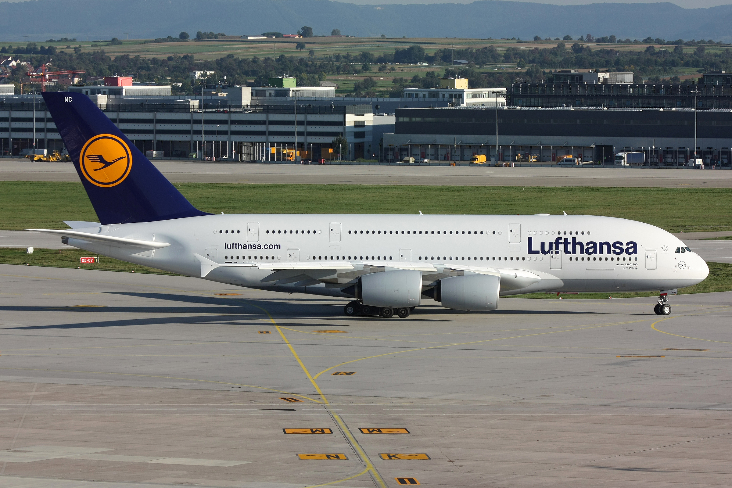Самолет Airbus A380 Lufthansa люфтганза бесплатно