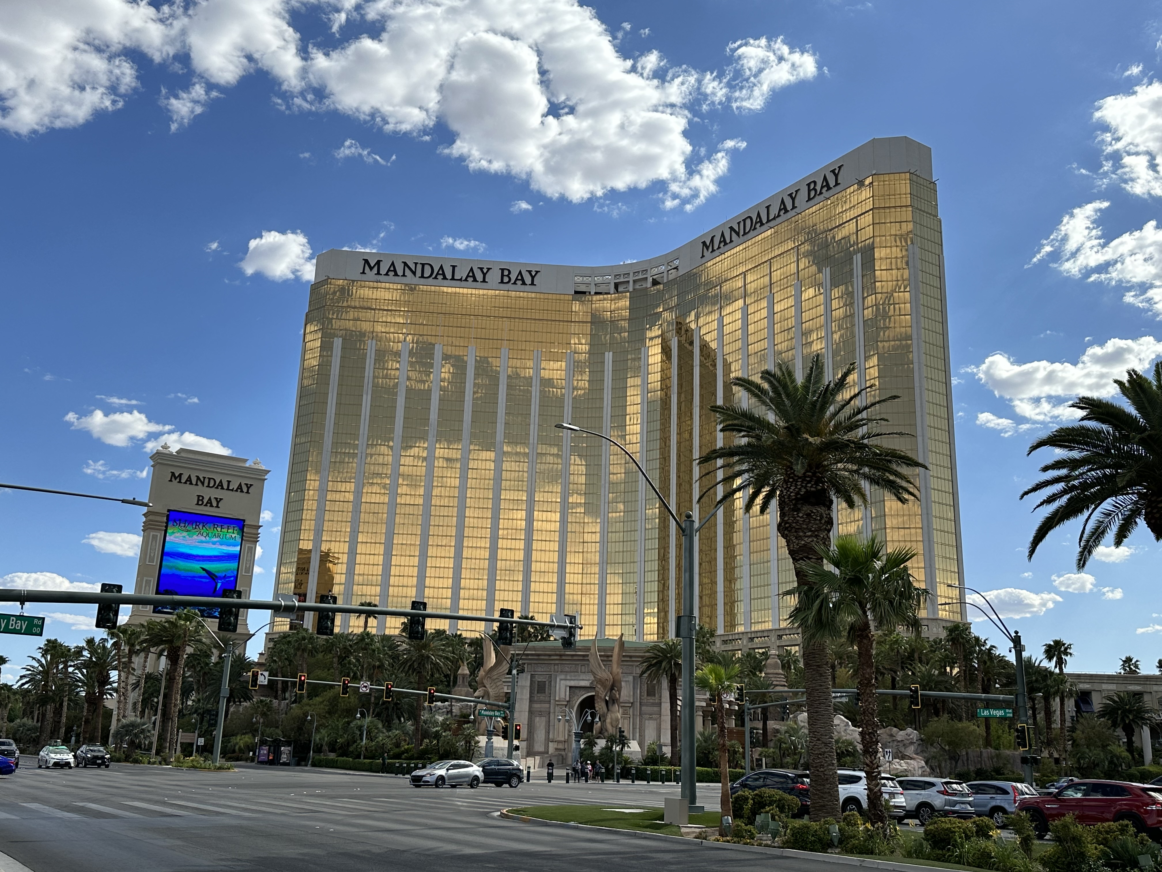 Shark Reef at Mandalay Bay in Las Vegas Strip - Tours and