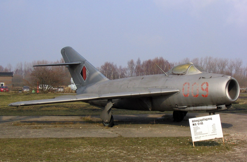 MiG-17AS - War Thunder Wiki