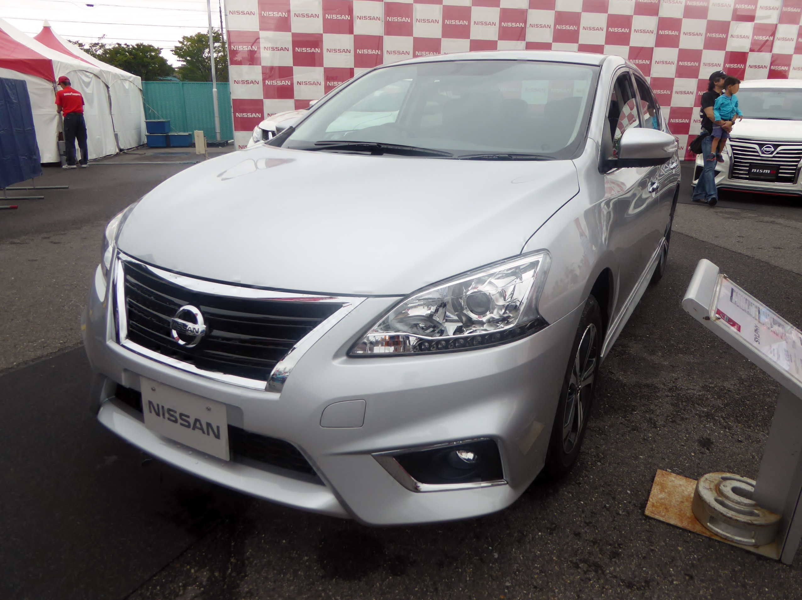 ファイル:Nissan SYLPHY S Touring (DBA-TB17) front.JPG - Wikipedia