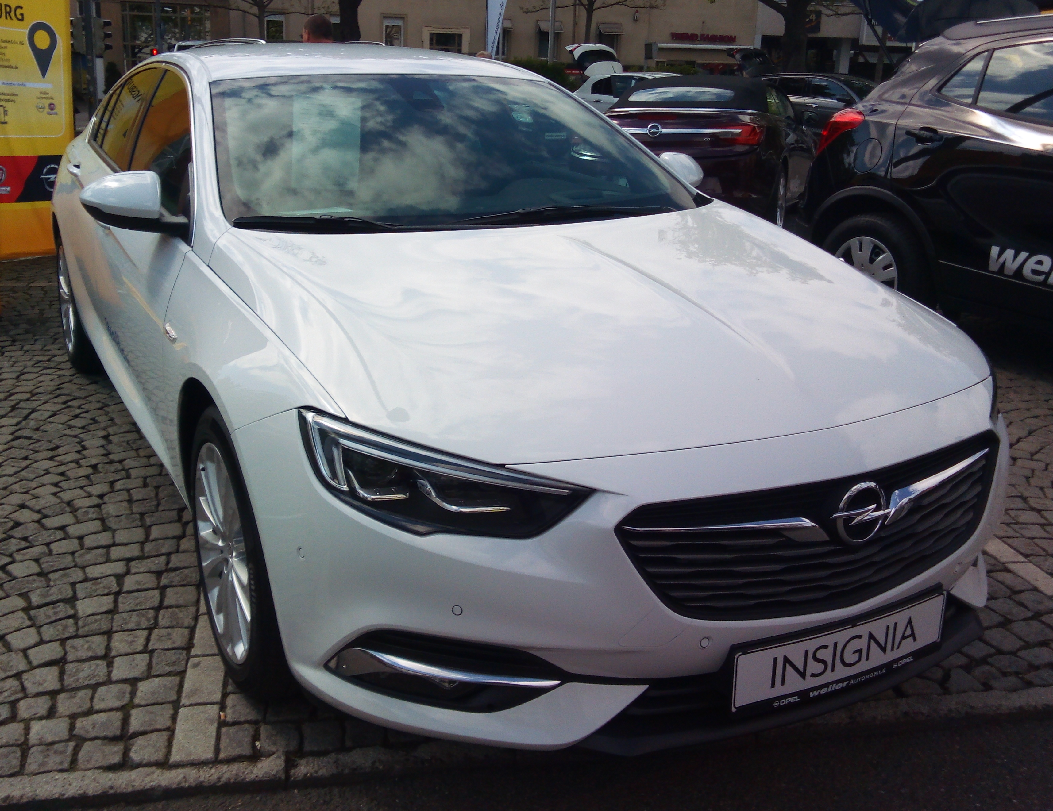 File:Opel Insignia B.jpg - Wikipedia