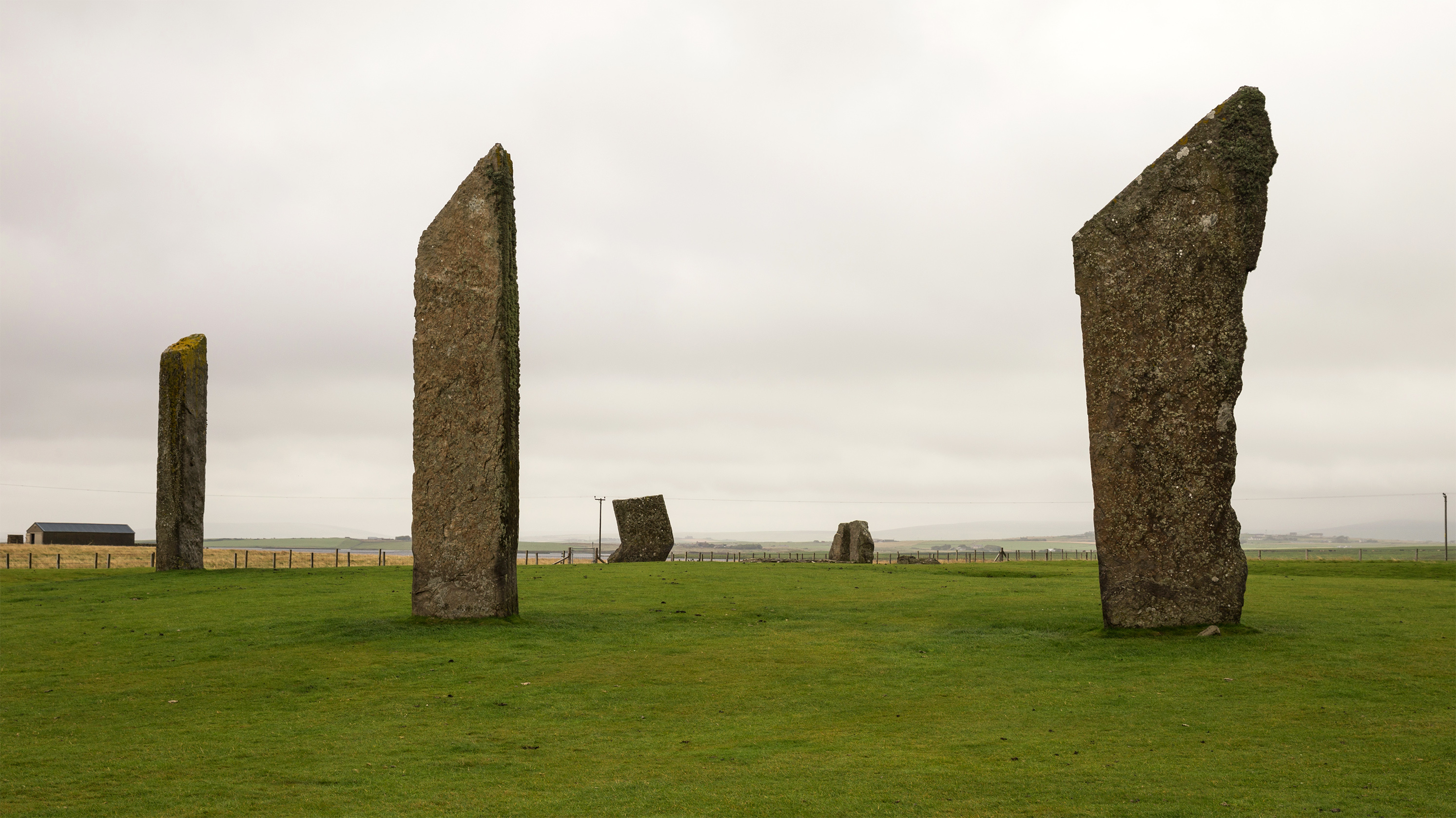 Стоящие камни. Стоячий камень Глостершир. Standing Stone 1997. Seven Stones to Stand or Fall.