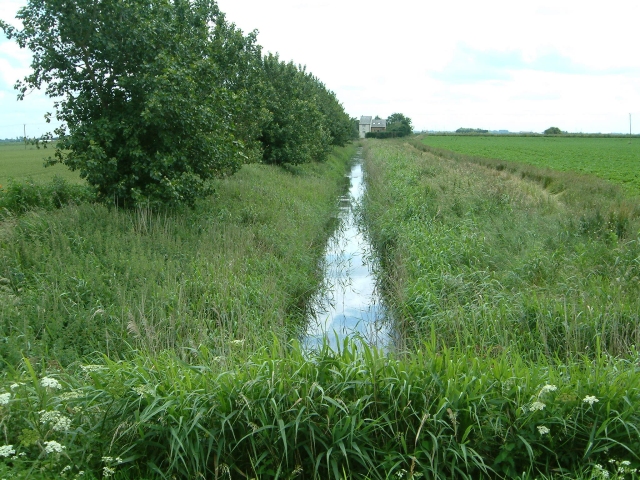 File:Pump House - geograph.org.uk - 477794.jpg