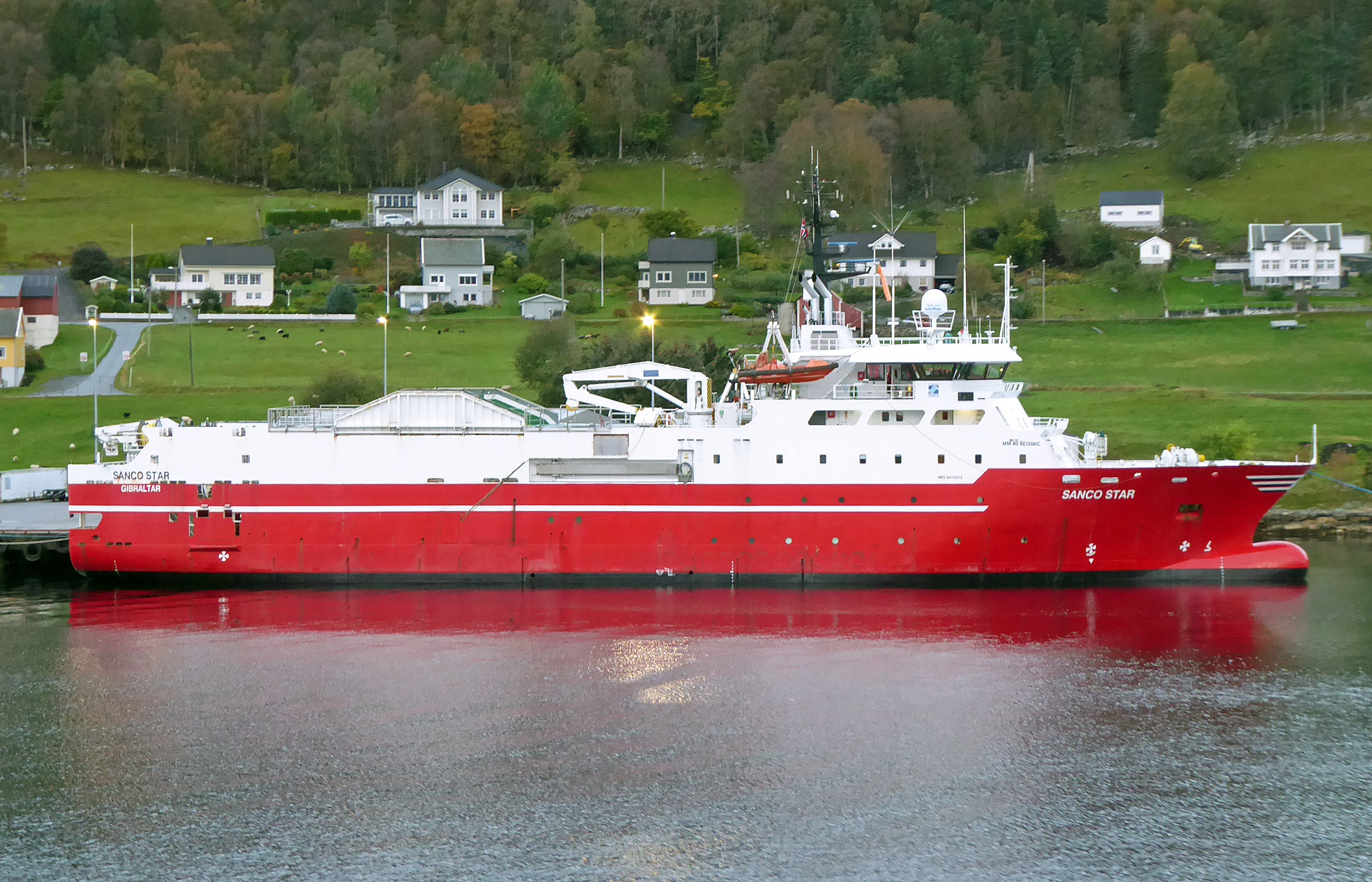 Санкос. Vessel Sanco Spirit. Mm86 Seismic MV Sanco Spirit. Теплоход " Рэд лайн". Имо номер 8200802. Судно Варандей имо: 9402392.