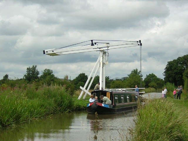 File:Starks Bridge - geograph.org.uk - 299140.jpg