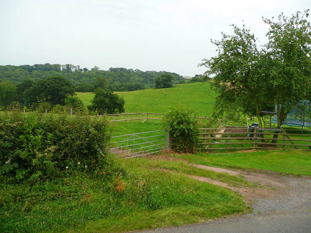 File:View east from St. Mary's, Callow - geograph.org.uk - 905118.jpg