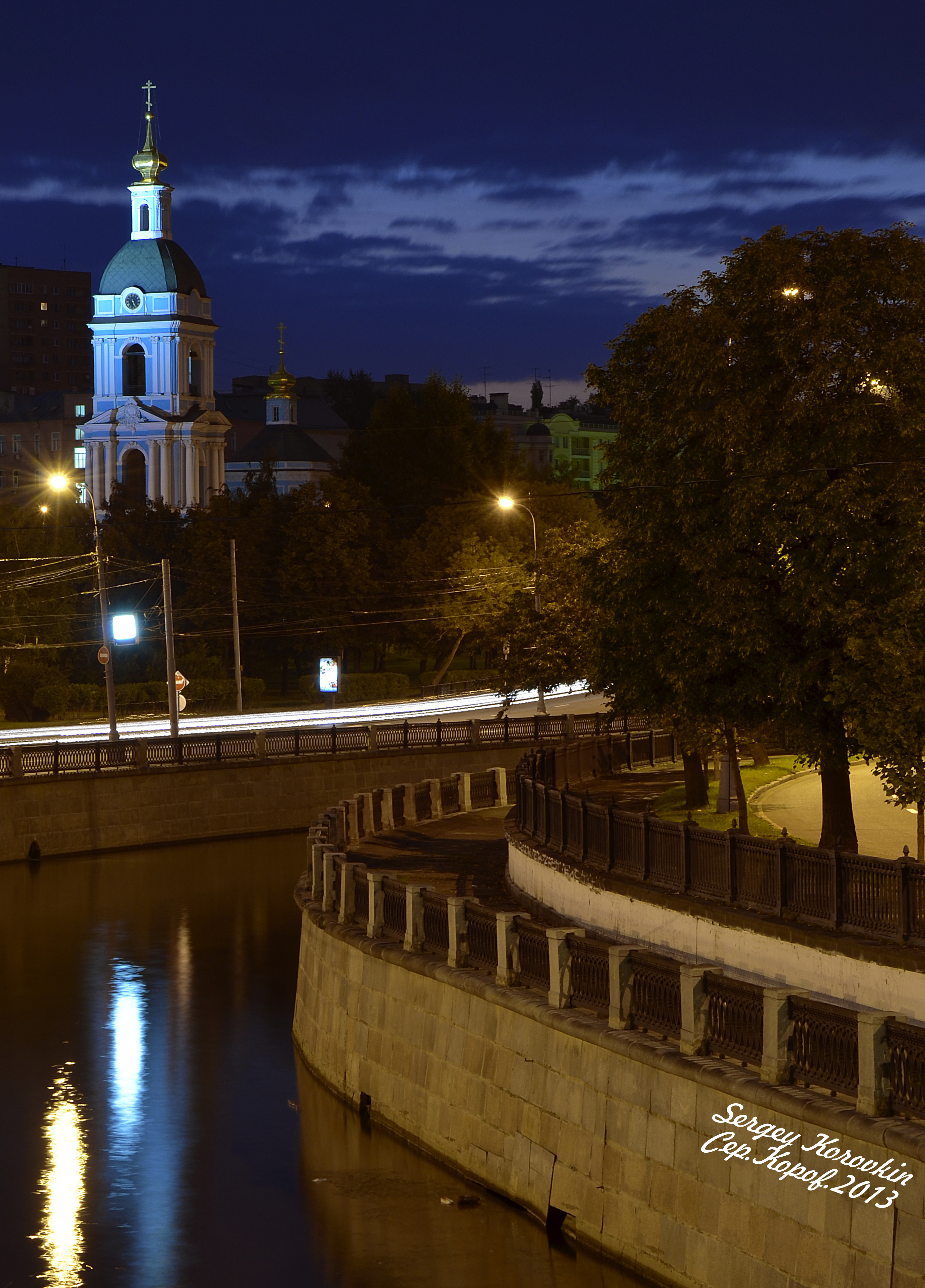 Храм серебряники живоначальной