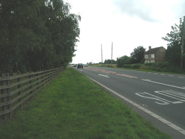 File:A614 towards Howden (geograph 2024000).jpg