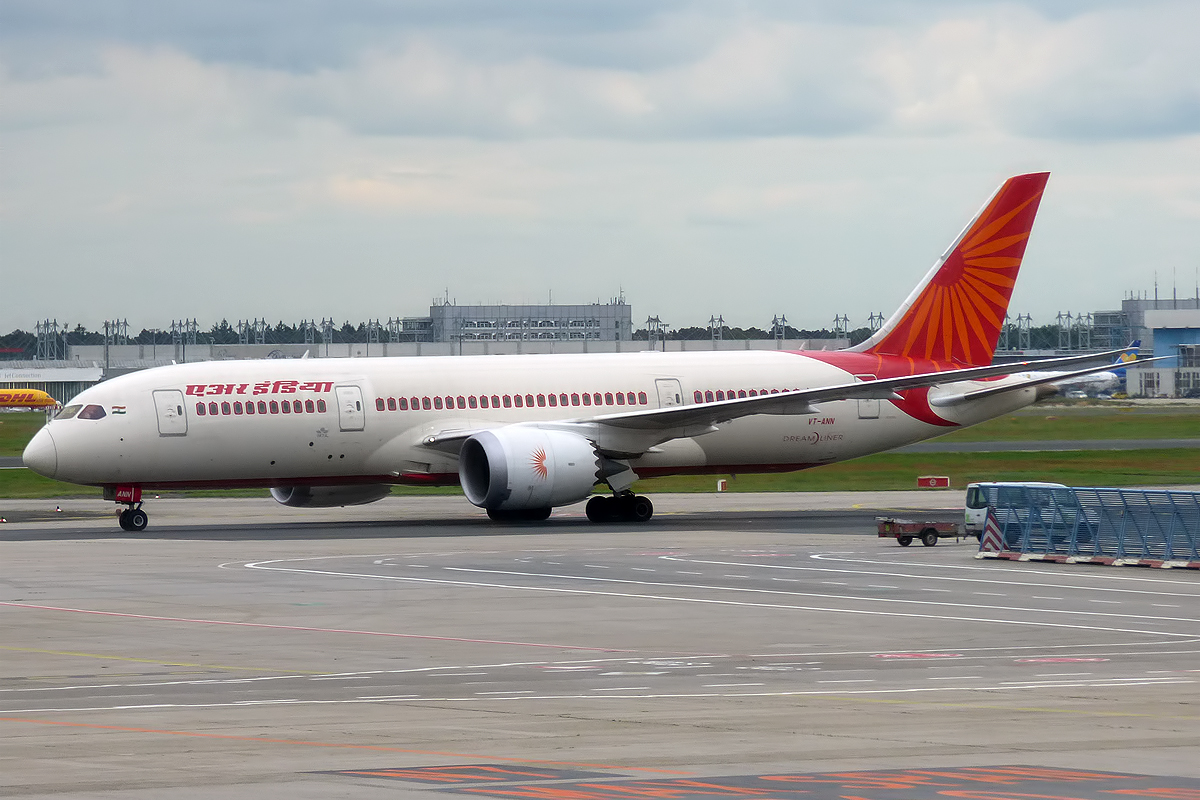 Эйр рейс. Air India 787. Самолёт s7 Боинг 787. Air India Boeing 787 места. Boeing 788 Индия.