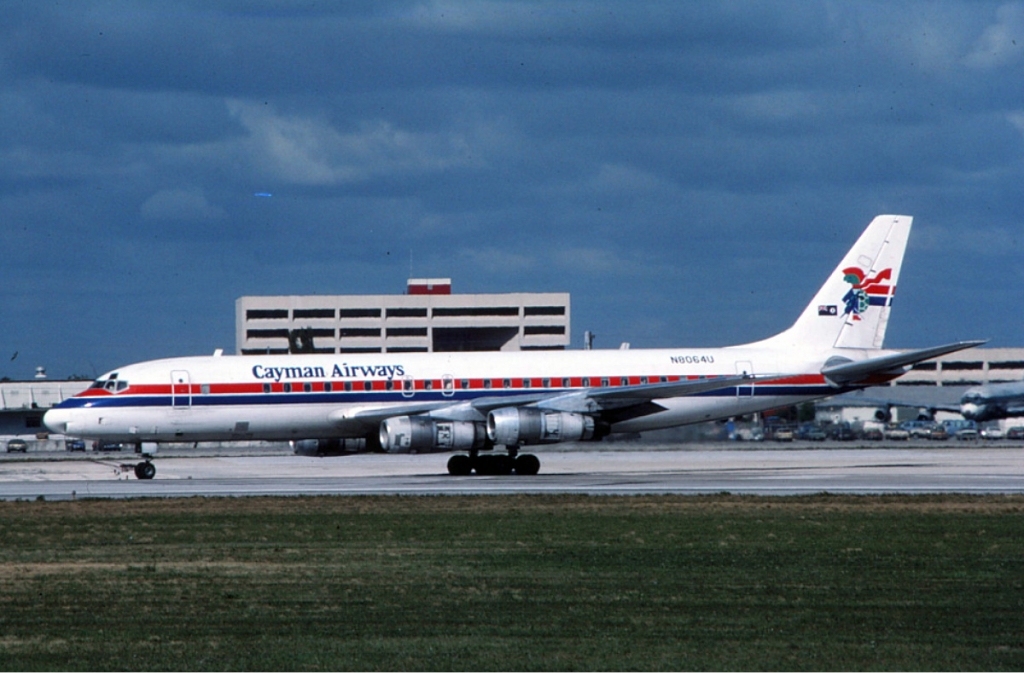 File:Cayman Airways Douglas DC-8 APM.jpg - Wikimedia Commons