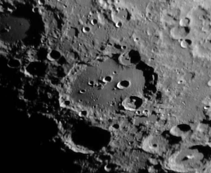 File:Clavius Crater.jpg