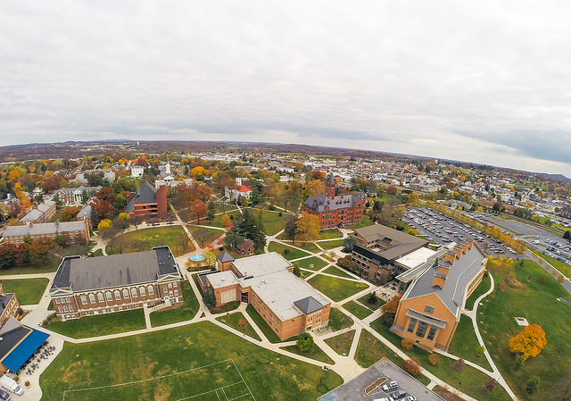 The campus as seen from the air. From left to right in the foreground: College Union Building, Plank Gym, Master's Hall, Science Center Complex.