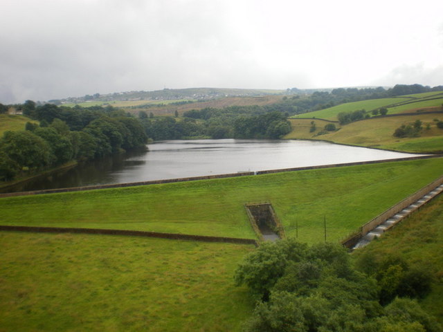 Hewenden Reservoir - geograph.org.uk - 1592061