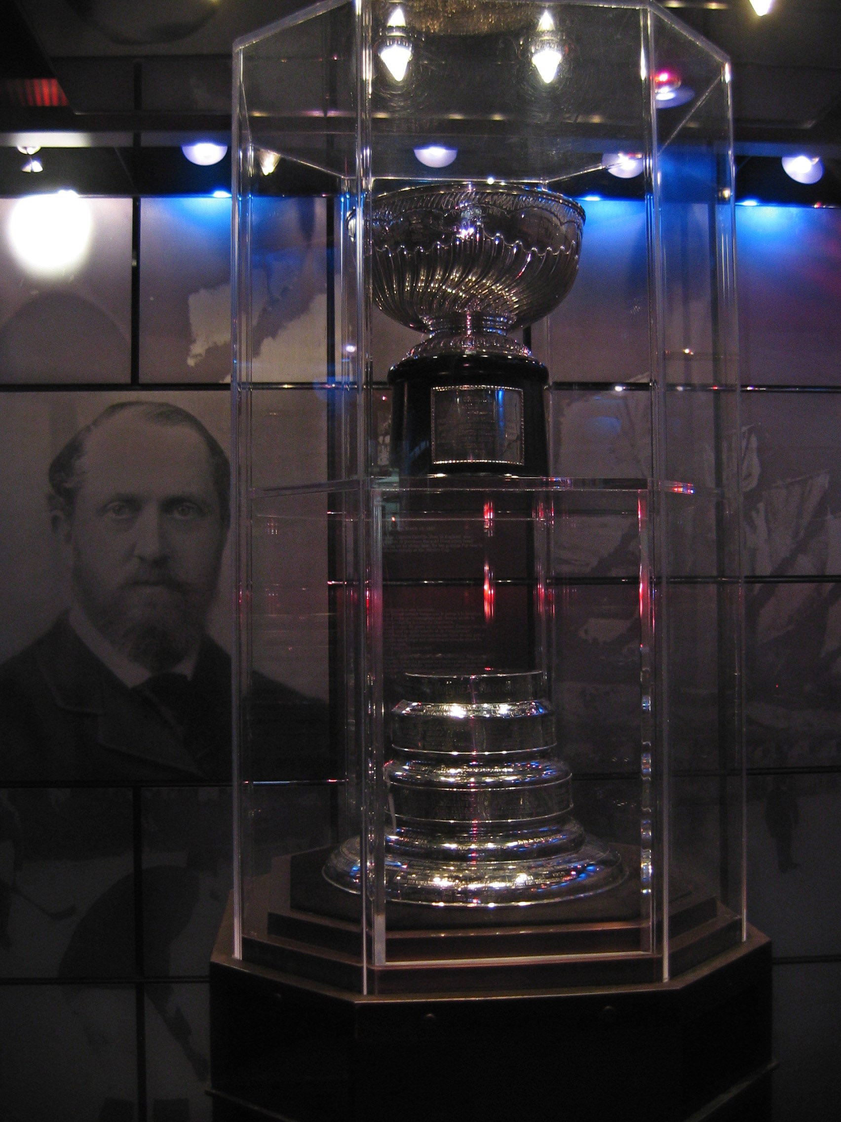 Hockey Hall of Fame - Stanley Cup Journals: 10