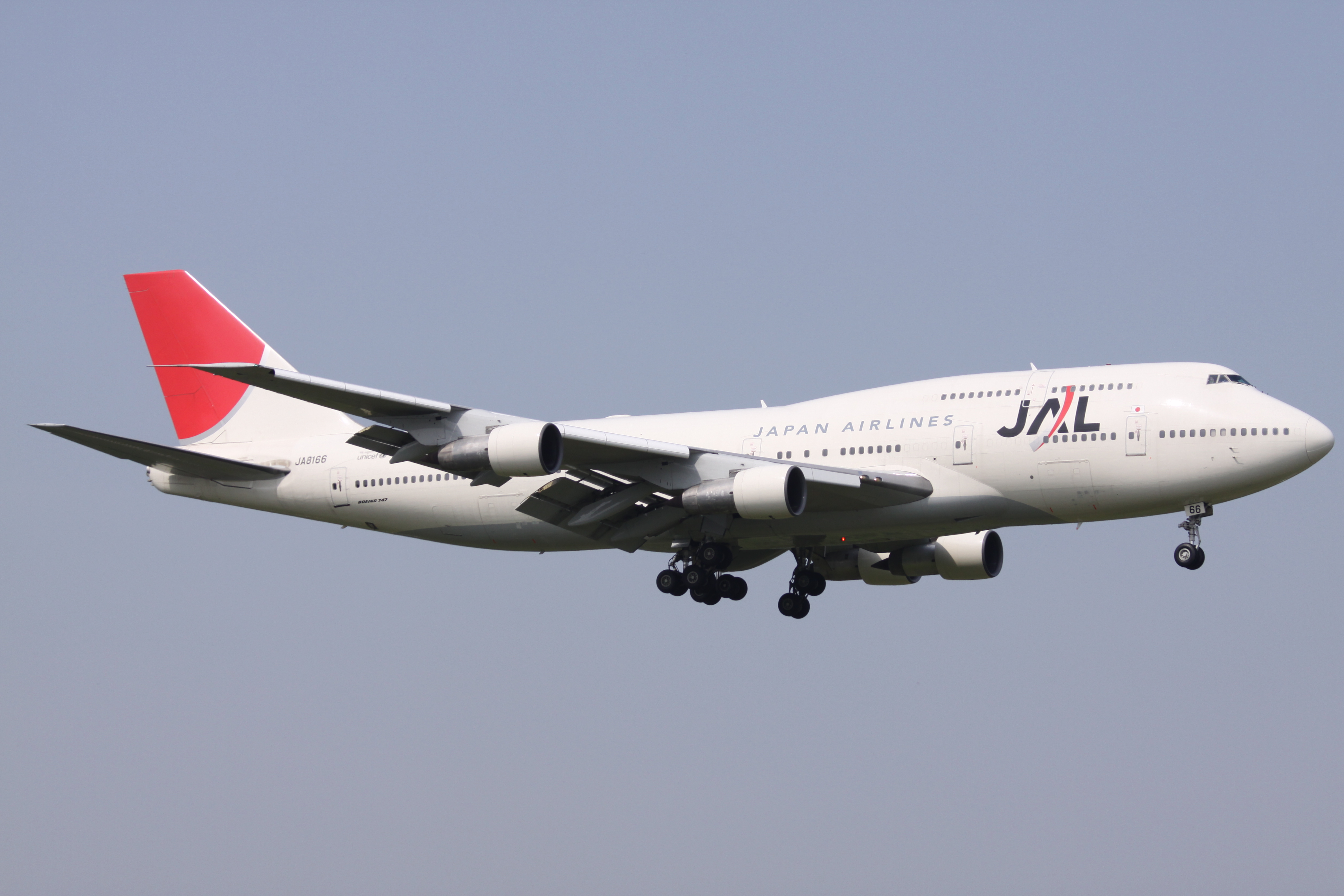 File:JAL B747-300(JA8166) (3518575352).jpg - Wikimedia Commons