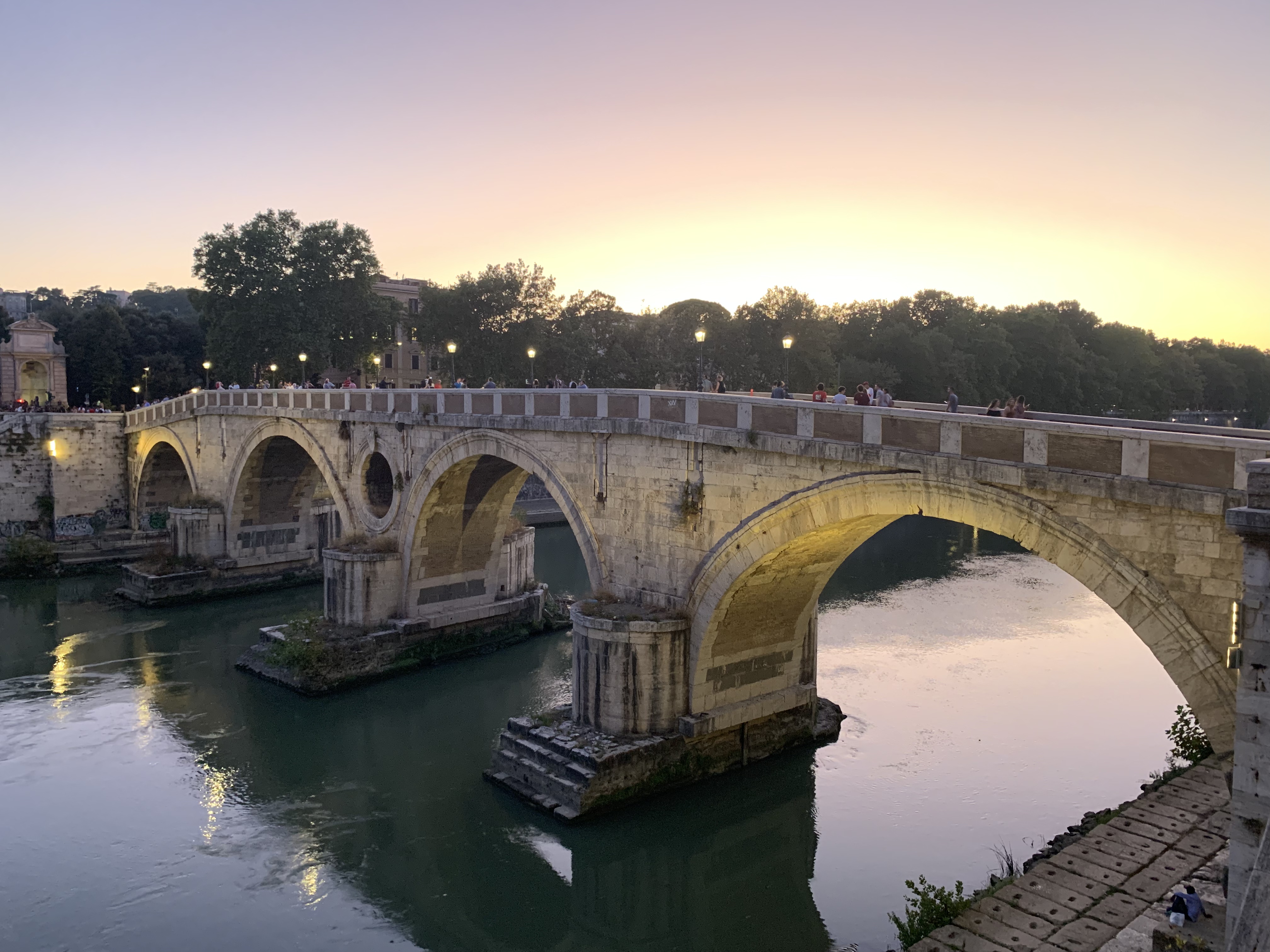 Мост Понте систо Рим. Понте систо в Риме. Где понты. Lungotevere.