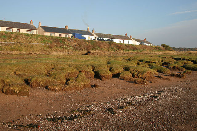 File:The coastal village of Powfoot - geograph.org.uk - 1065032.jpg