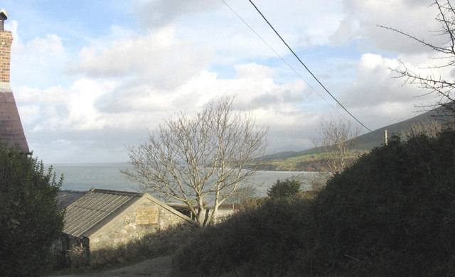 File:Trefor Bay viewed from Lon Gwydir - geograph.org.uk - 625600.jpg