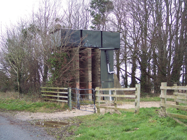 File:Water Tower near Homington - geograph.org.uk - 320280.jpg