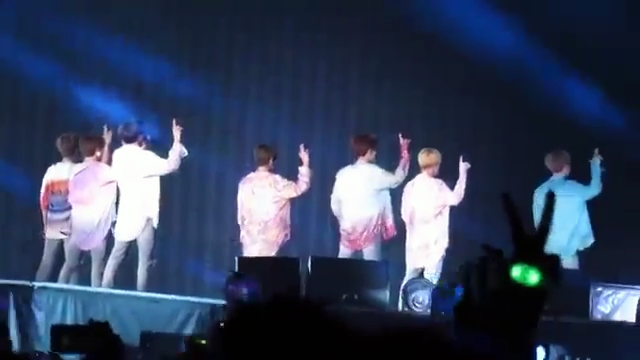 File:190526 BTS performing Boy With Luv in Sao Paulo, Brazil (6