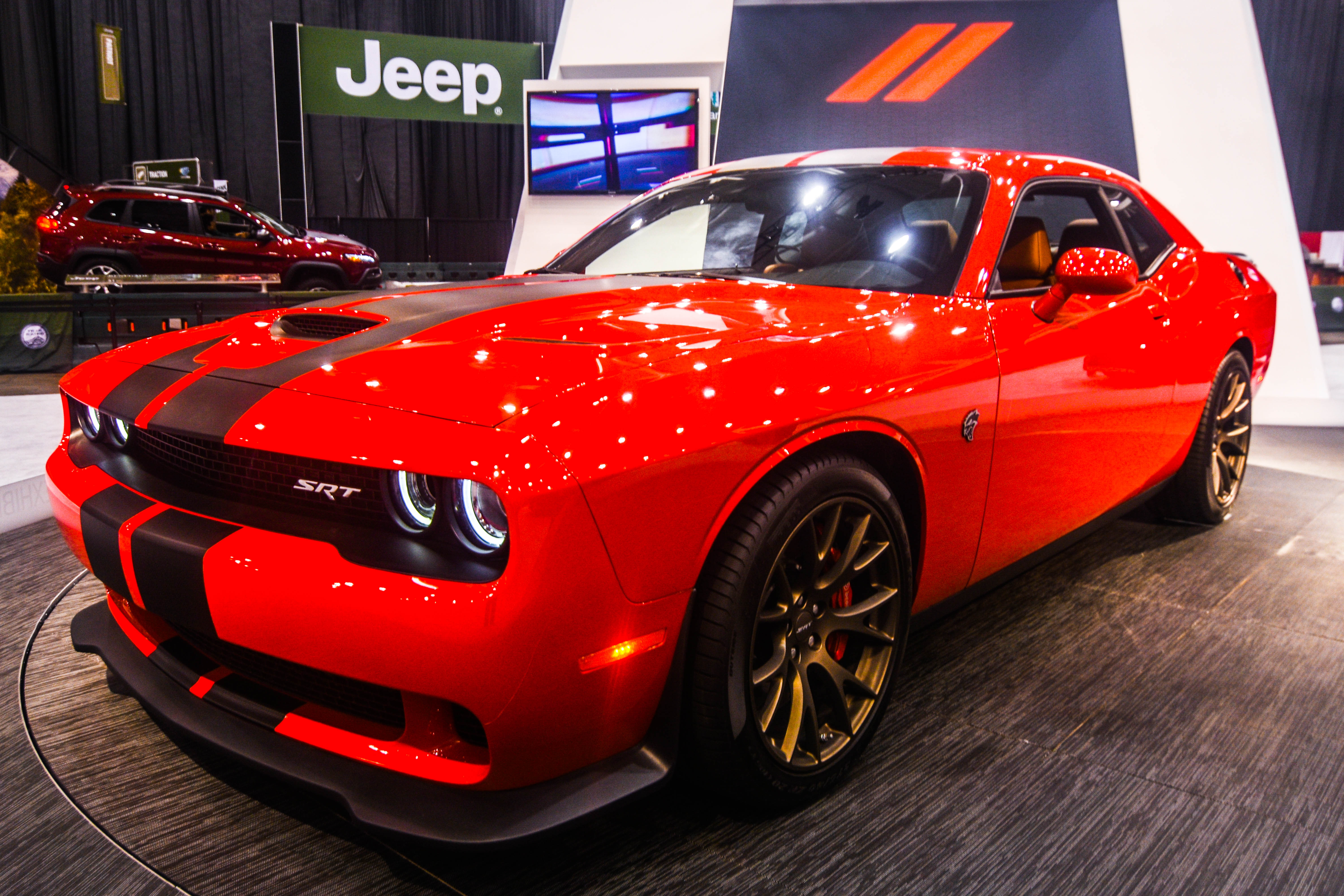 Разгон додж челленджер. Dodge Challenger RT 2017. Додж Челленджер РТ. Dodge Challenger 2017. Додж челенжер РТ 72.