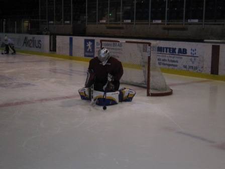 File:Anders Boberg utför en butterfly-räddning.JPG