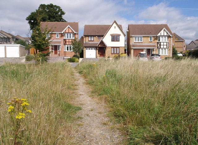 File:Ashwood Drive, Yeovil - geograph.org.uk - 542943.jpg